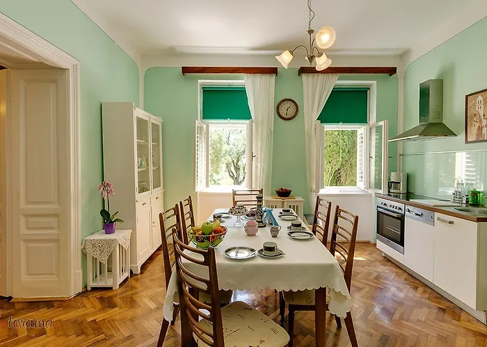 Holiday Home Villa Mare * Novi Vinodolski